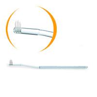 ORAL-B TUFTED BRUSH